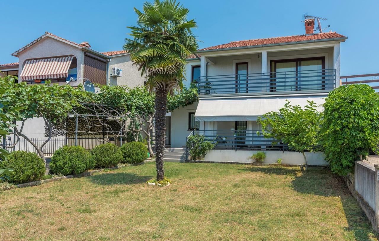 Apartment Green With Balcony Nova Vas  外观 照片